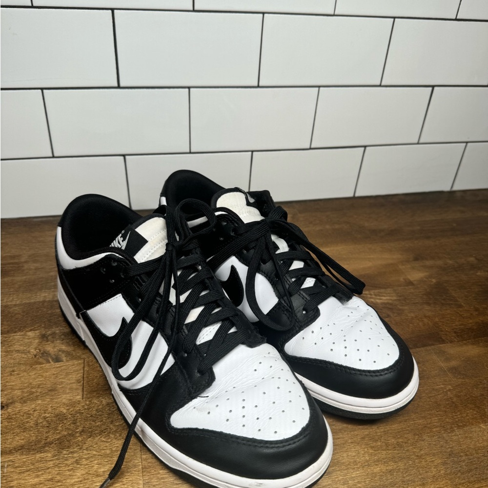 Nike Panda Dunks